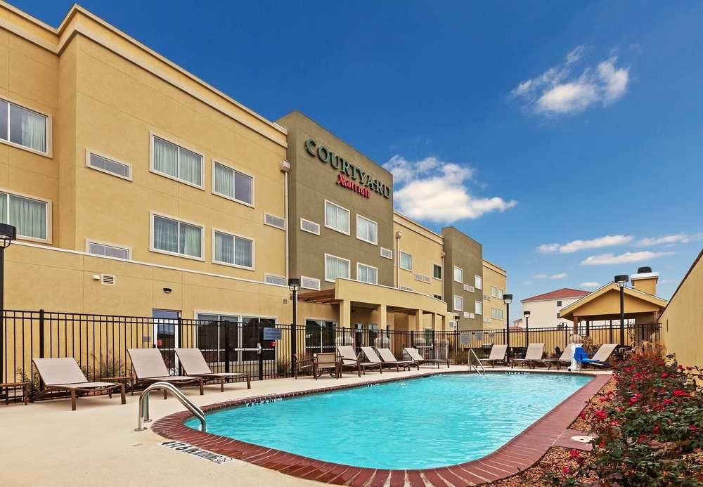 Courtyard By Marriott Odessa Hotel Bagian luar foto